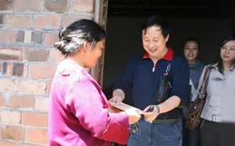 北大學霸隱居山林11年，為妻子接生，花光350萬積蓄，如今怎樣