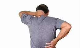 身體出現這些「訊號」，表示腎臟可能出問題了，醫生：趕緊檢查！