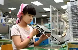 2017年湖南40歲孕婦患癌，為胎兒放棄治療，丈夫：兩個我都不要