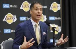 佩林卡警告濃眉：要不是詹姆士早就把你交易了，請停止對我的指責