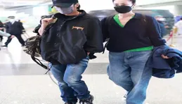 「王菲」佛系穿搭高級感十足，寬松造型簡約時髦，氣場全開無敵了