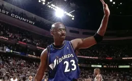 籃球巨星39歲年薪對比：喬丹、鄧肯後