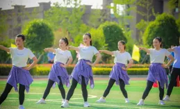 健美操：活力四射的健身新潮流