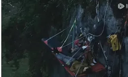 揭秘王一博紀錄片背後的故事：那些不為人知的安全守護者