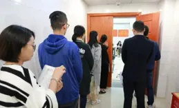 如何評價淄博職業學院女生禁止男醫生進女生宿舍樓進行搶救？