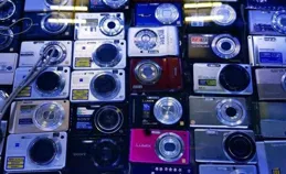 曾被遺忘在了角落的卡片機，突然「翻紅」！一台價格幾百到上千元