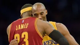 柯比和詹姆士誰的隊友更強？