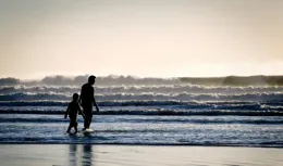 復旦教授嚴鋒：自閉癥孩子有當今社會非常稀缺的能力，我驕傲