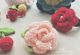 毛線鉤織刺繡太陽花包包，溫暖又時尚，打造你的獨特魅力！