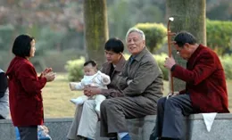 太多的老人來深圳帶孩子，投資了時間投資了金錢，最後也沒人領情