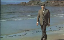 他用行動，刺破「美國夢」