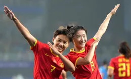 1-0到1-4！中國女足被逆轉：18分鐘連丟4球崩盤，各種送烏龍助攻