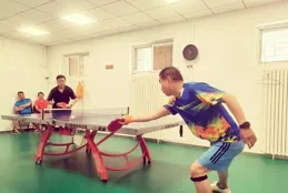 65歲以上的老年人，打桌球要有選擇：