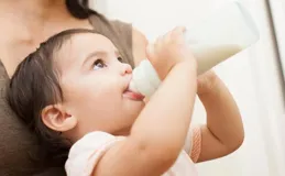 寶寶添加輔食，牢記「十不吃」，父母別等孩子生病才後悔