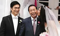 「千億兒媳」徐子淇：嫁入豪門8年生4胎，生一個孩子公公獎勵10億