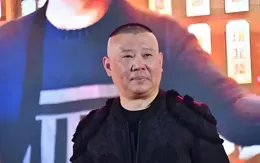 郭德綱與曹雲金同日直播，誰更勝一籌？