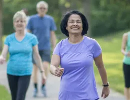 日本人不愛運動卻最長壽，且患癌率極低，醫生：7個原因值得深思