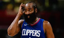 別盯著小卡了！快艇還有一位每場平均0分，年薪達1154w的拖油瓶！