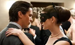 好萊塢女王「安妮·海瑟薇」尺度炸裂的6部電影，你看過幾部？