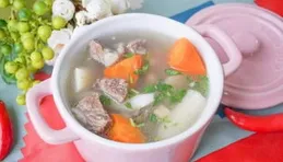 秋冬季，多給孩子喝這6種水果湯，媽媽放心，孩子舒心！