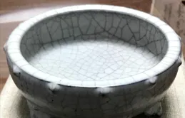 一分鐘說清一仿品（221-仿哥窯鼓釘三足洗）