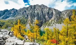 只有1%的人才知道的川西秘境，比稻城美10倍，卻低調到被人遺忘！