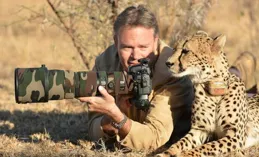 不可思議！「機械貓」背後的悲慘故事與溫暖救助