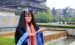 從「自卑」到「自信」，演員謝晶晶的人生歷程