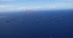 美航母高調重返日本，解放軍偵察艦追到港口，美日又踢到鐵板？