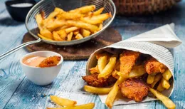 85歲鐘老：這3種食物女人要少吃，面部容易長斑，衰老快