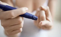 長沙市第四醫院提醒：掰手腕太猛？小心骨折！這份安全指南請收好