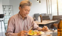 不是謠言！浙江大學研究表明：早餐提前半小時，糖尿病風險降43%