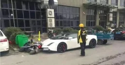 讓外賣小哥帶包煙有問題嗎？