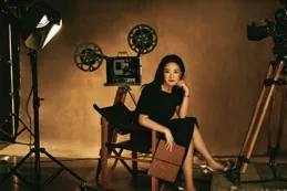 42歲賈玲登VOGUE一月刊封面，側顏鯊演繹霸氣女強人，又瘦又美