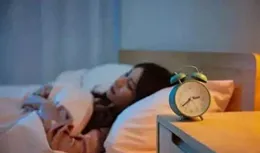 睡前多摸這3個部位，有助於快速入睡和提高睡眠品質！