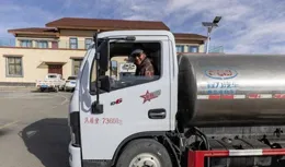 西藏那曲：牦牛奶產業助牧民增收就業