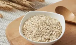 老人天冷嗜睡與血脂有關？醫生：若想血管健康，不如多吃這4種物