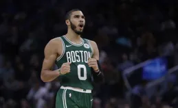 塔圖姆創紀錄，塞爾提克橫掃熱火，遇克星再度折桂！