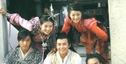 一個五官亂飛，一個夾子嘟嘟嘴，這兩【仙劍】是要把胡歌氣死嗎？