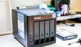 值得入手戰未來的養老型NAS丨威聯通TS-466C拆解評測（硬體篇）