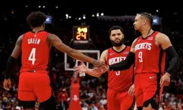 25分+24分！從無球可打到超級新星，全聯盟無人要，火箭撿大漏了