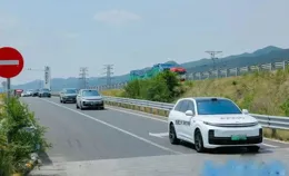 女朋友要求我來回2000公裏開車去接她兩個堂妹合理嗎？