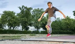 跳繩10分鐘=跑步半小時 每天堅持 還能收獲這些好處 但最怕你跳不對