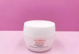 有哪些美白、補水的護膚品推薦？