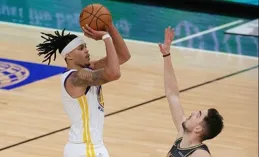 樊振東回復柯瑞：上一場壓哨絕殺泰褲辣！等不及和你見面