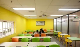 我80後，負債80萬，34歲闖非洲年入5000萬，和黑人壯漢體驗愛情