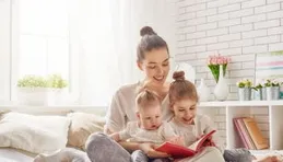 「突然發現媽媽好像也在裝大人」系列，被可愛到了