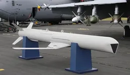 百裏穿洞顯神威：「斯拉姆」飛彈