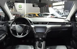 有哪些讓你一眼淪陷、仙氣飄飄的粉色珠寶？