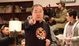 怎麽看英達離婚後對巴圖的態度？